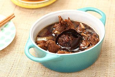 《幻兽帕鲁》Steam玩家数量减少97% 游戏缺乏新内容